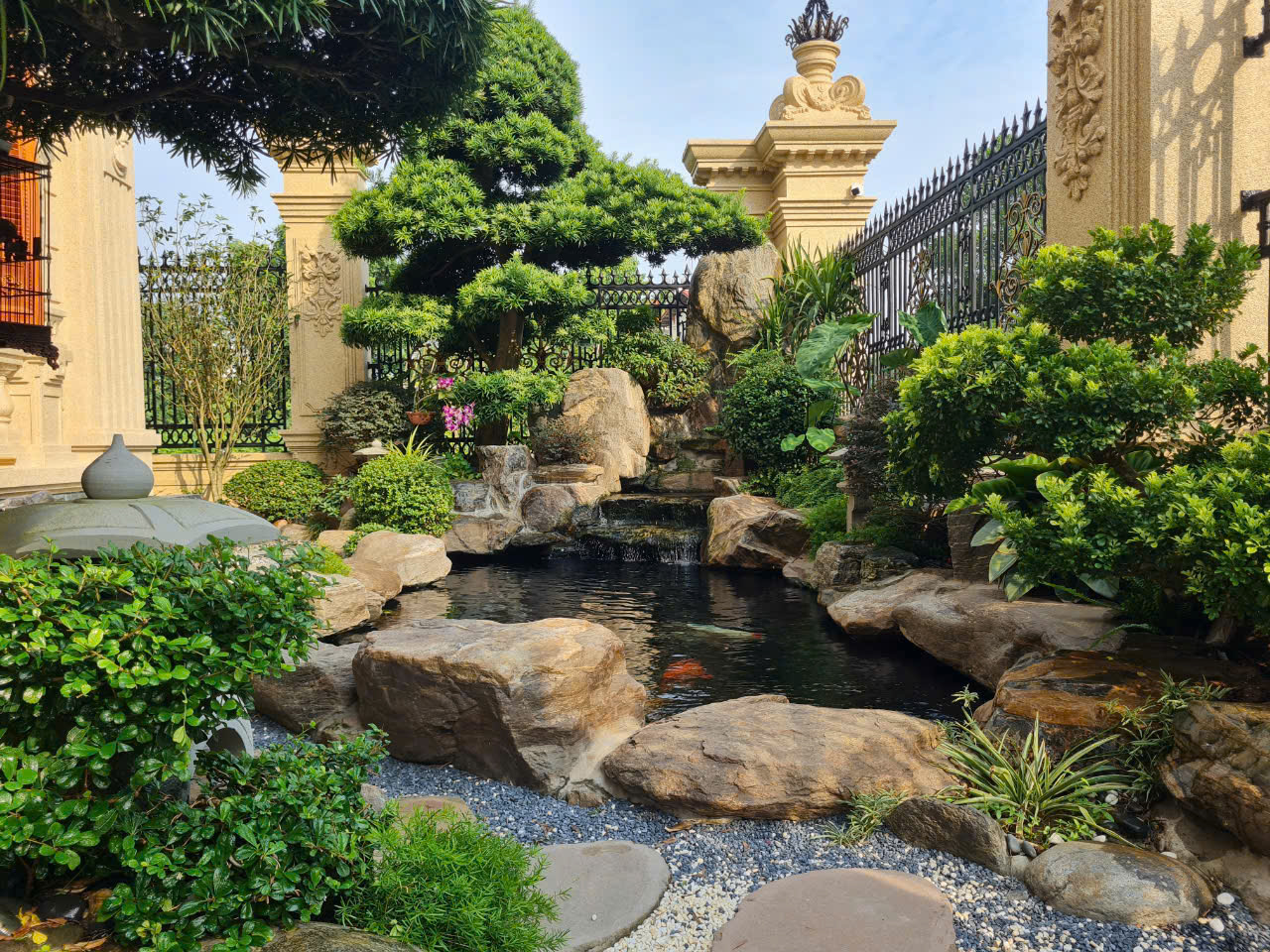 Cảnh quan sân vườn